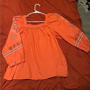 Wrangler dress blouse. Aztec pattern.